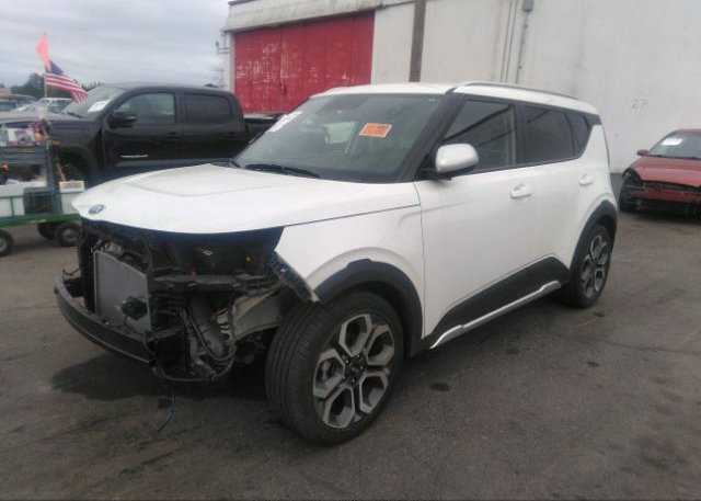 KNDJ23AU8M7787049 2021 KIA SOUL-1