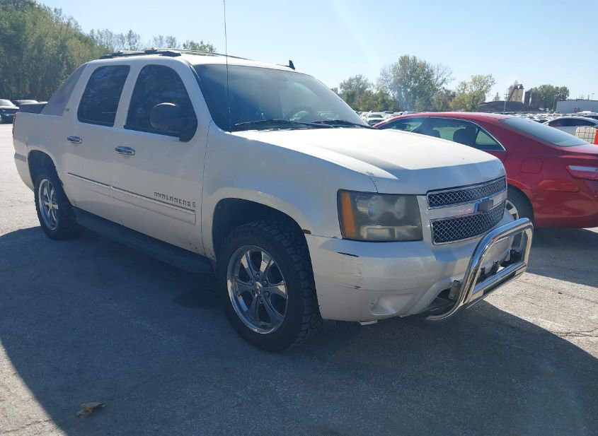 2009 CHEVROLET AVALANCHE 1500 LTZ photo