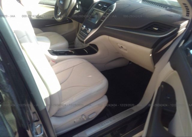 пригнать из сша 2017 LINCOLN MKC 5LMCJ3C91HUL70795