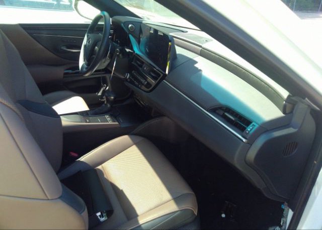2022 LEXUS ES(VIN: 58ADZ1B11NU112717