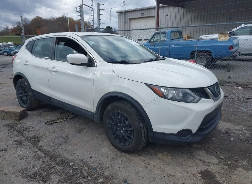 2019 NISSAN ROGUE SPORT S photo