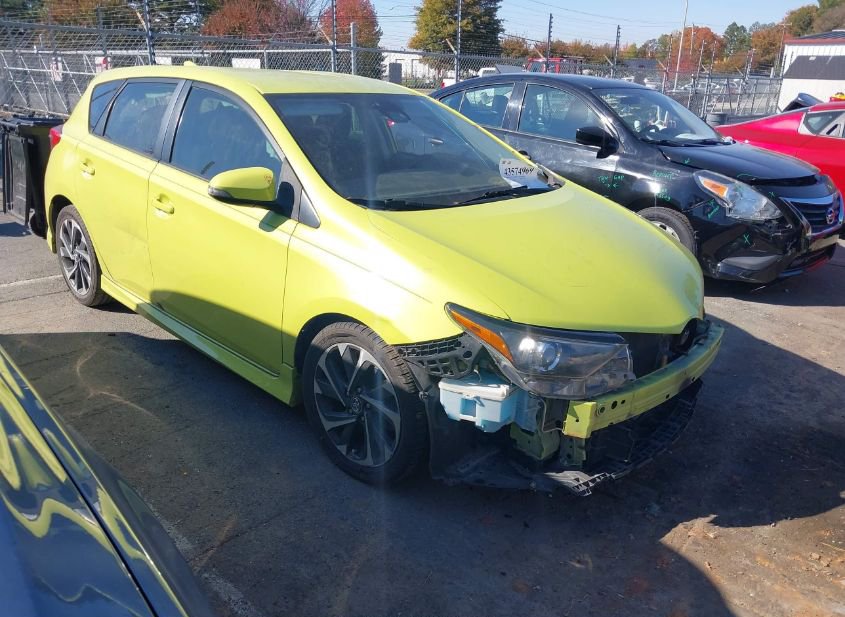2017 TOYOTA COROLLA IM photo