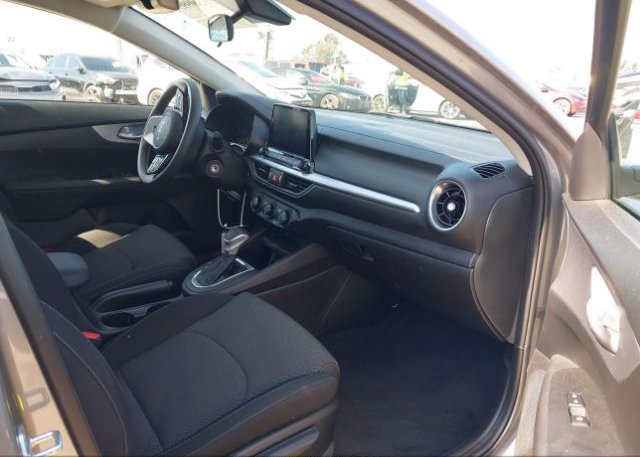 2023 KIA FORTE(VIN: 3KPF24AD8PE536841