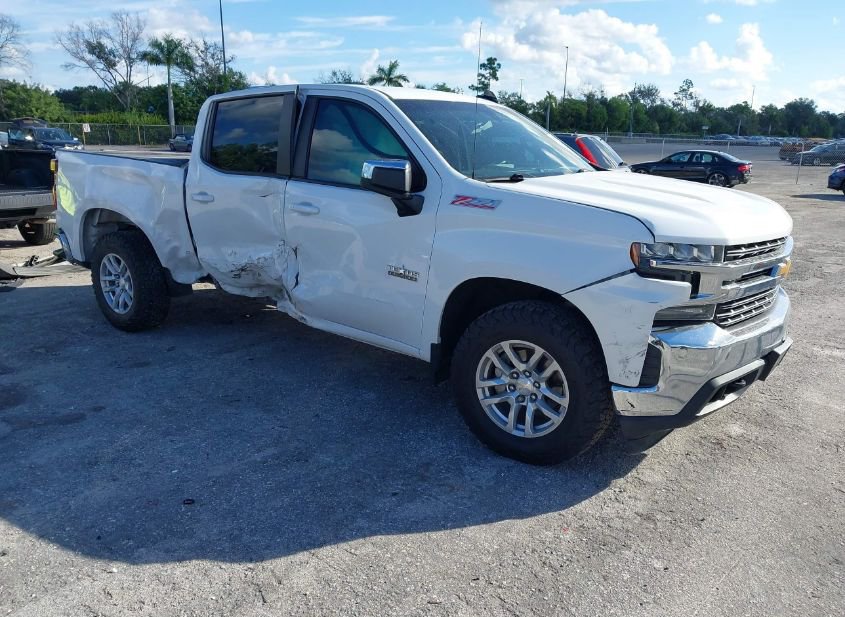 2019 CHEVROLET SILVERADO 1500 LT photo