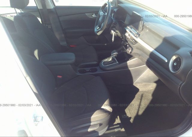 пригнать из сша 2019 KIA FORTE 3KPF24AD6KE113300