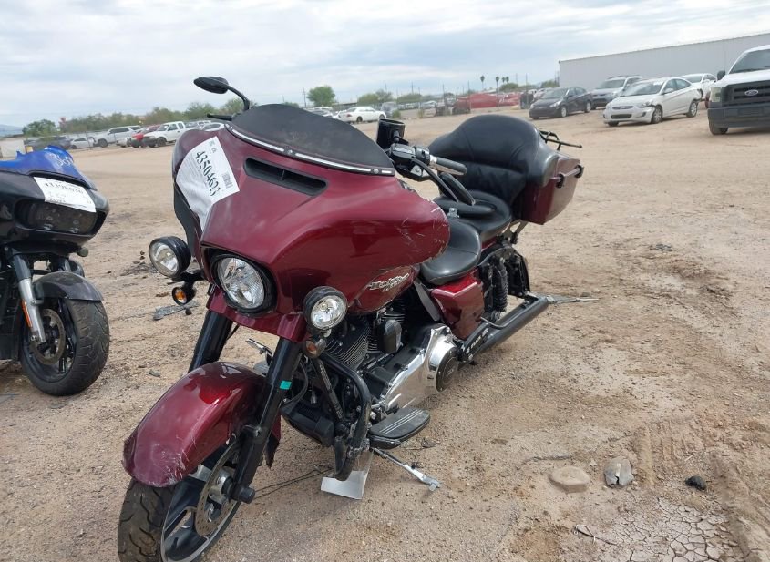 2014 HARLEY-DAVIDSON FLHXS STREET GLIDE SPECIAL photo