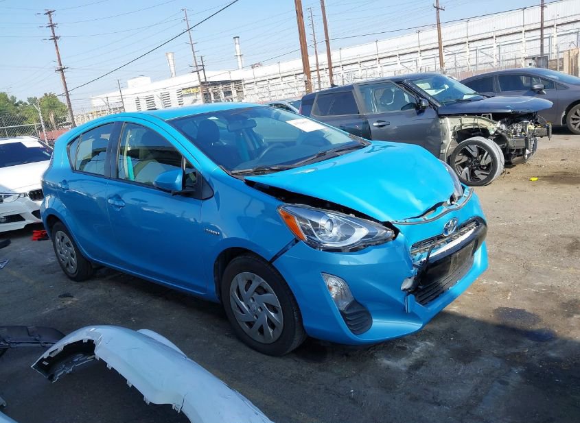 2016 TOYOTA PRIUS C TWO photo