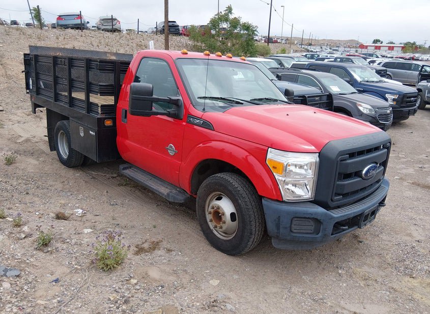 2016 Ford F-350 Chassis photo