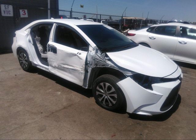 2022 TOYOTA COROLLA (VIN: JTDEAMDE8N3009504)