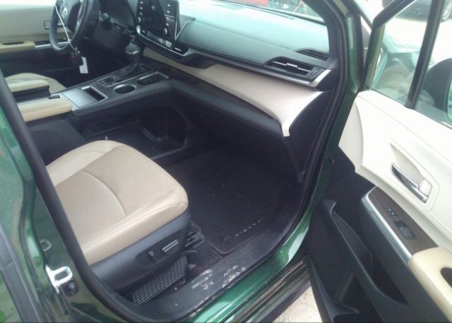2021 TOYOTA SIENNA(VIN: 5TDZRKEC4MS034862