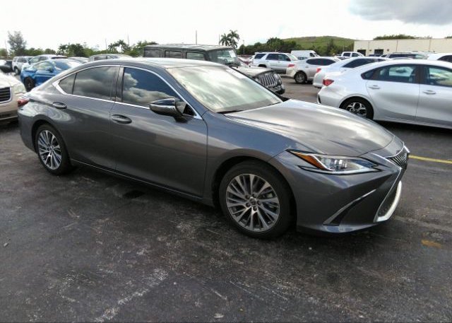 2021 LEXUS ES (VIN: 58ADZ1B14MU094065)