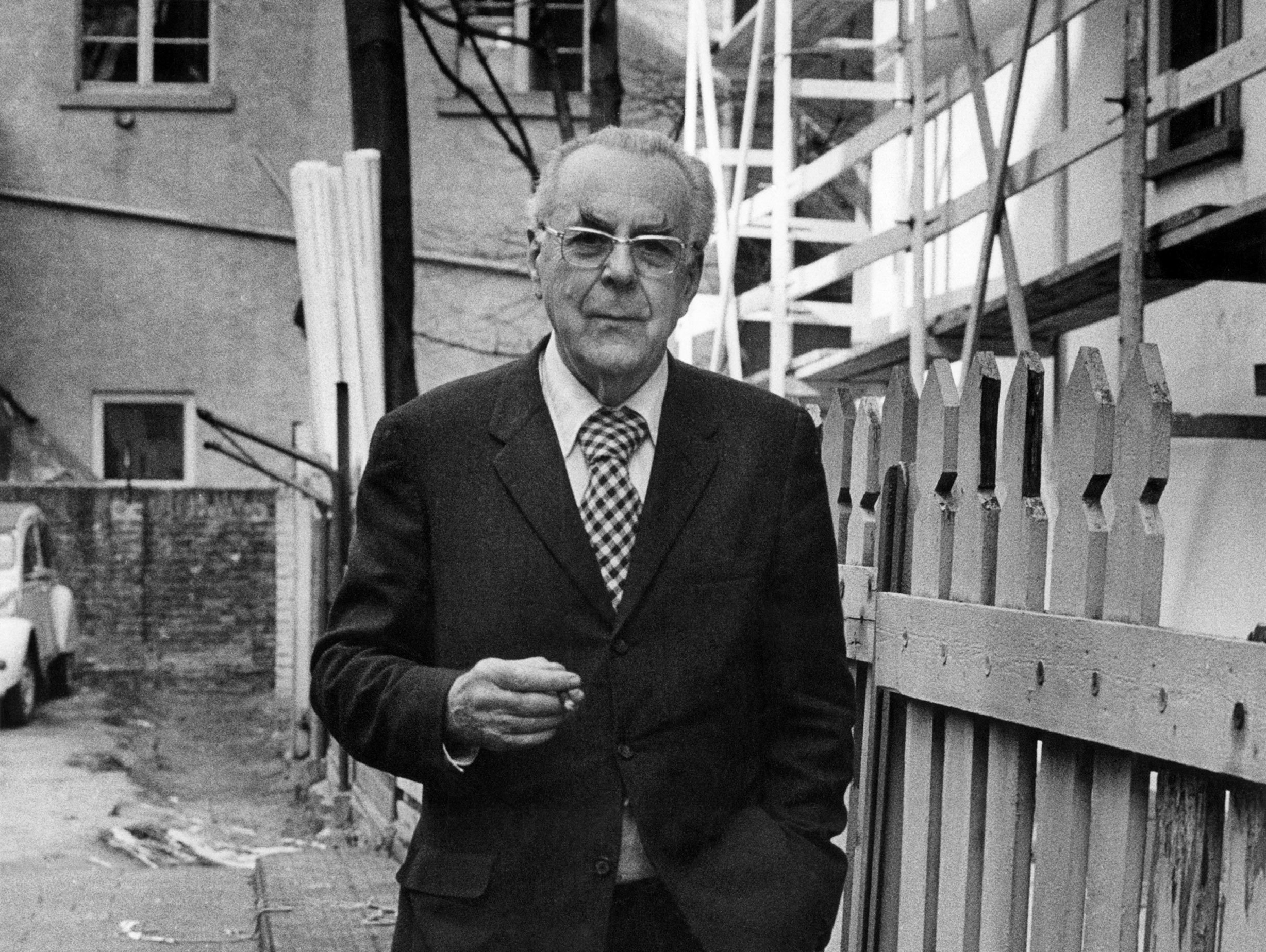 Ferdinand Kramer Architect