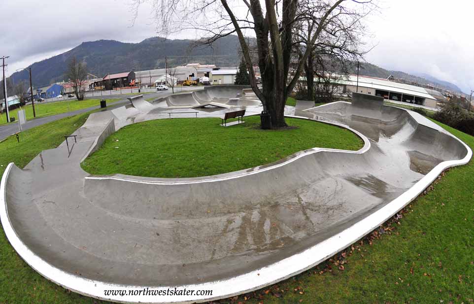 Daubenspeck Park Skatepark Bingen, WA West Coast Skateparks