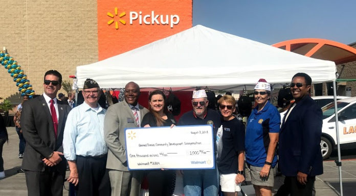 Walmart gives back to local Armed Forces members