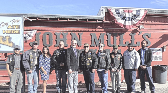 American Legion Post 149 Donates A New Flag and Plaque to Roadkill Grill