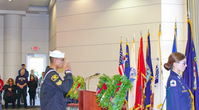 DEPARTED VETERANS HONORED AT “WREATH ACROSS AMERICA” CEREMONY