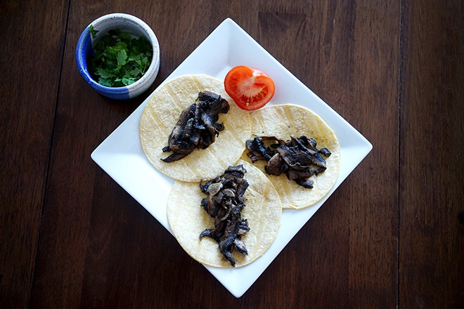 wholesome-mushroom-tacos-by-lauren-williams-recipe-models-do-eat-viva-glam-magazine-small