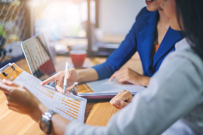 10-life-skills-every-woman-should-have-financial-skills-graphs