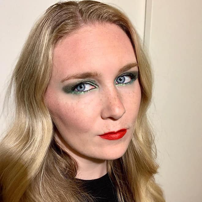 covergirls-new-line-covers-the-full-spectrum-of-women-cover-girl-full-spectrum-malorie-mackey-electric-green-eyeshadow-red-lips