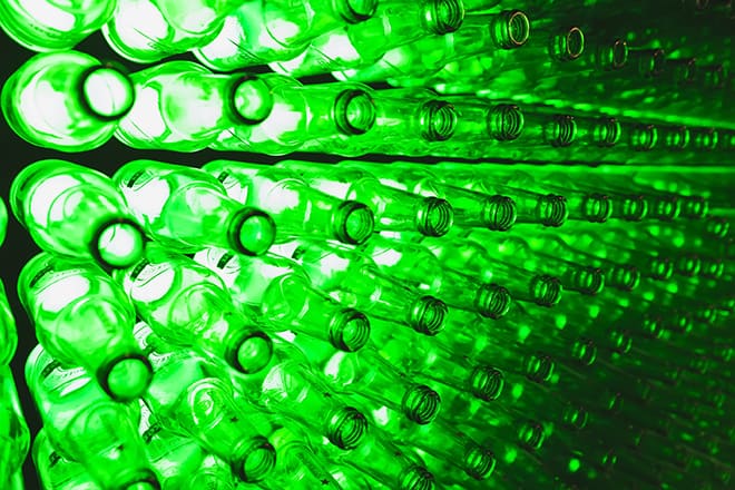 See-Amsterdam-in-a-Different-Way-with-this-Exciting-Experience-heineken-experience-bottle-decorations