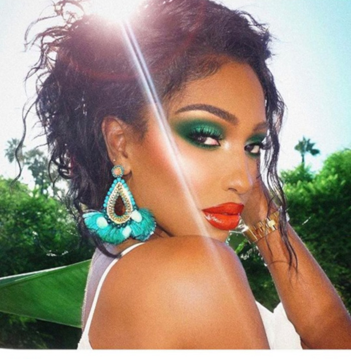 The Beauty Microtrends To Try This Summer Green Eyeshadow