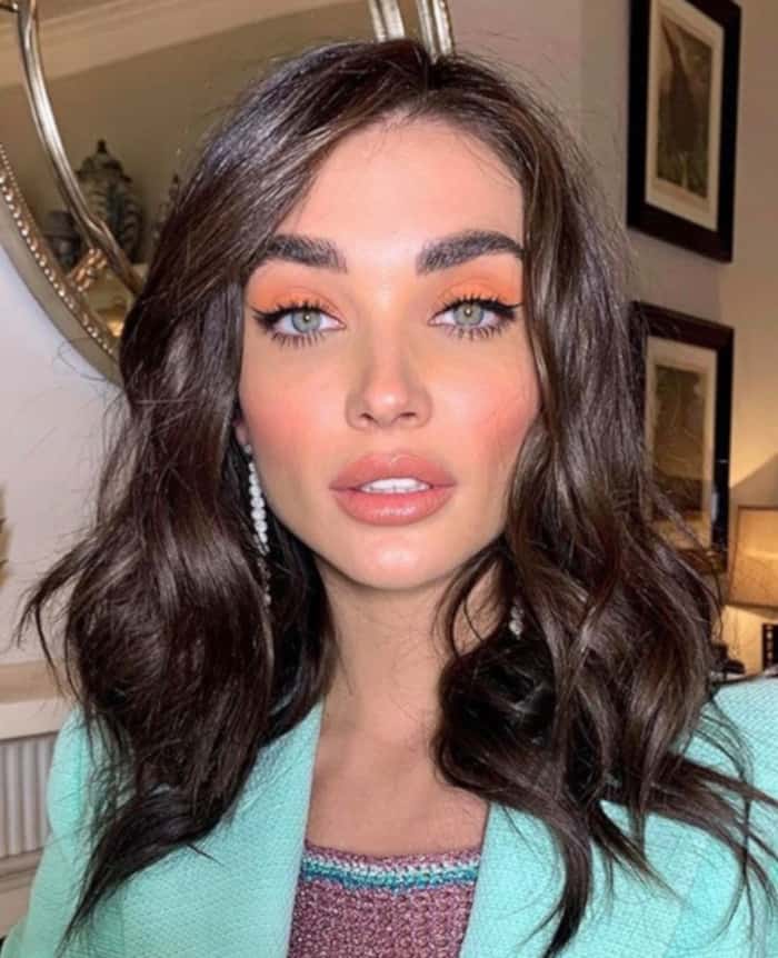 Living Coral Summer Makeup Looks