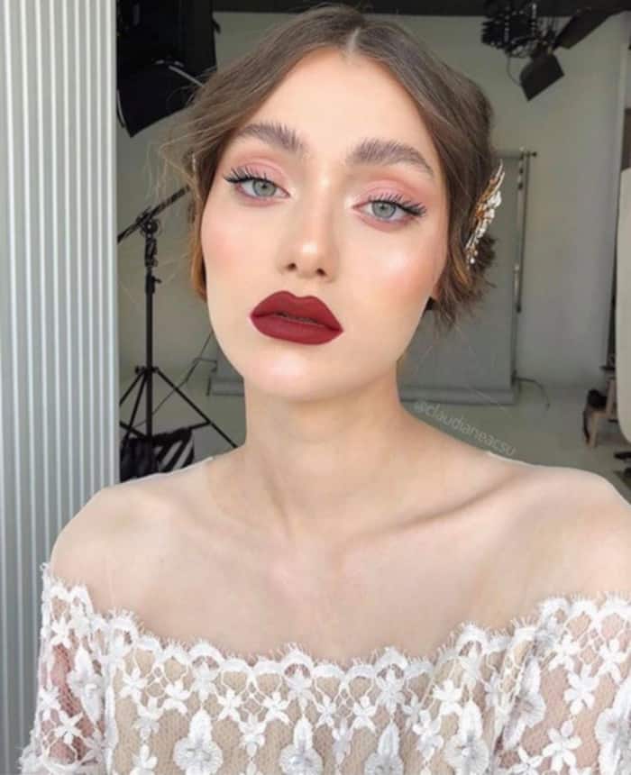 burgundy makeup looks for fall