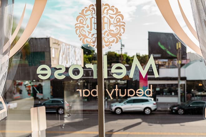 melrose-beauty-bar-sign-window