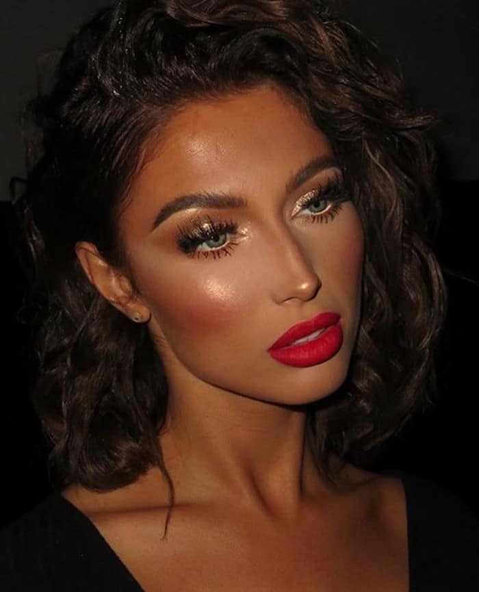 red lipstick trend makeup looks