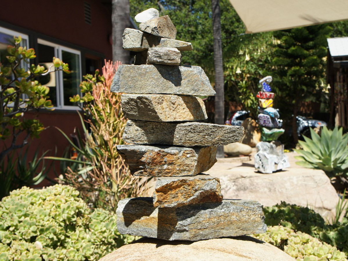 Stacked rock pieces for mosaic rock art